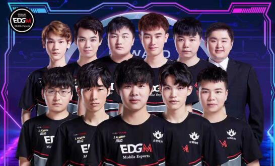 热血沸腾的 热血沸腾的