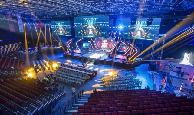 对于年轻球 对于年轻球